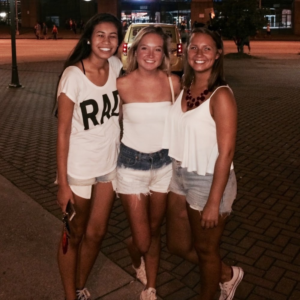 Meet your Posher, Cydney